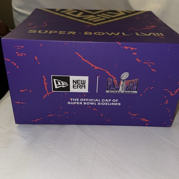 🥳Host Pick🎉| Black, SuperBowl58, NFL SnapBack, Exclusive Limited Edition Hat. - Picture 3 of 14